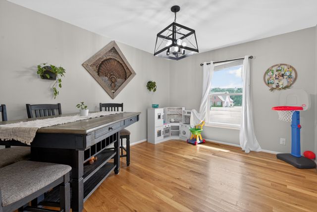 1405 Old Estill Springs Rd, Winchester, TN 37398