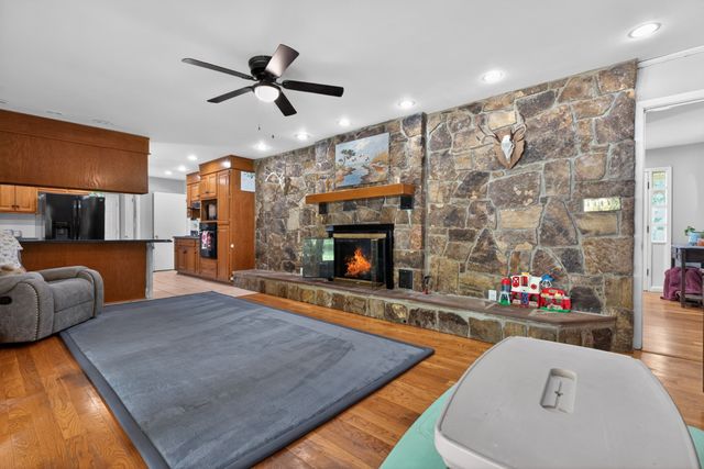 1405 Old Estill Springs Rd, Winchester, TN 37398