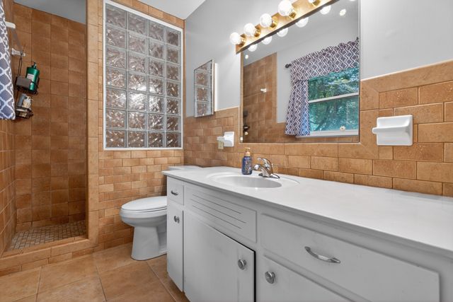 1405 Old Estill Springs Rd, Winchester, TN 37398