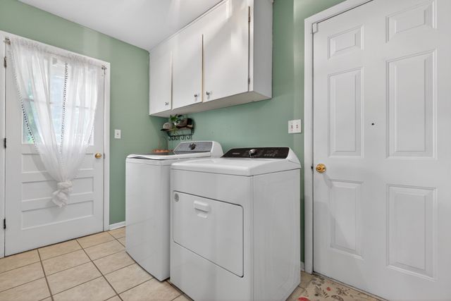 1405 Old Estill Springs Rd, Winchester, TN 37398
