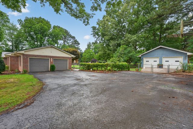 1405 Old Estill Springs Rd, Winchester, TN 37398