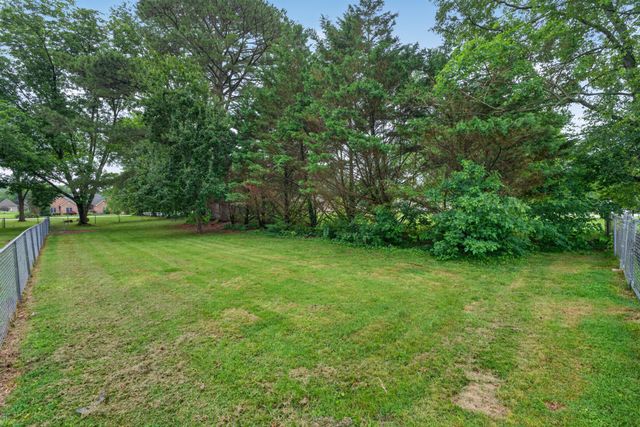 1405 Old Estill Springs Rd, Winchester, TN 37398