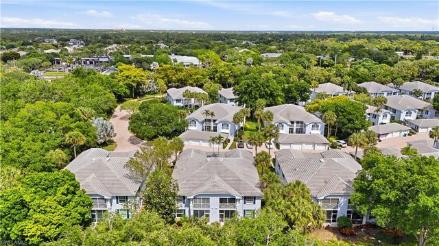 7087 Barrington CIR 102, Naples, FL 34108