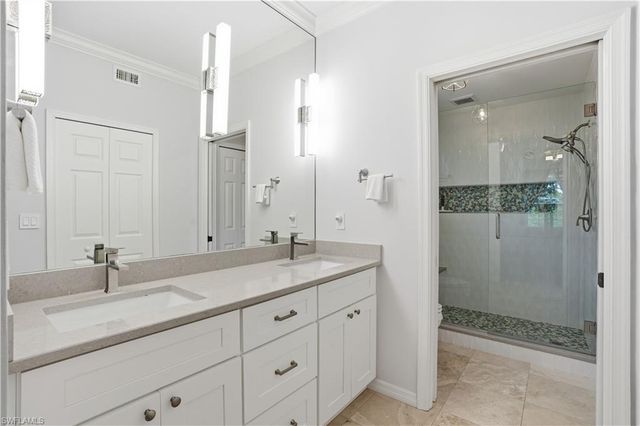7087 Barrington CIR 102, Naples, FL 34108