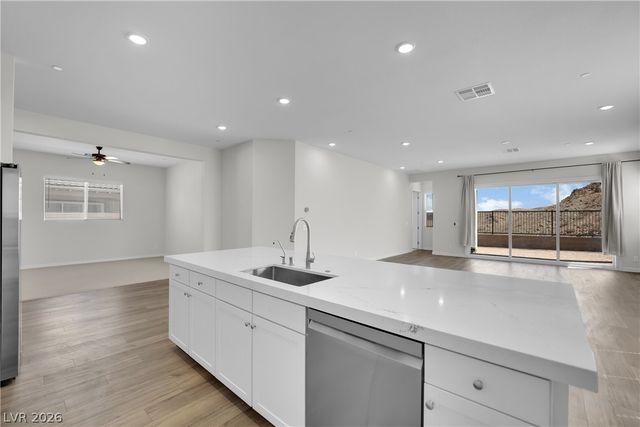 92 Ibiza Lake Drive, Henderson, NV 89011