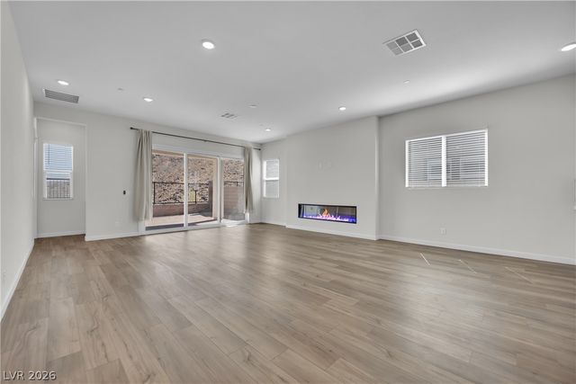 92 Ibiza Lake Drive, Henderson, NV 89011
