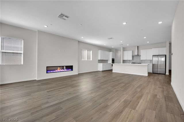 92 Ibiza Lake Drive, Henderson, NV 89011