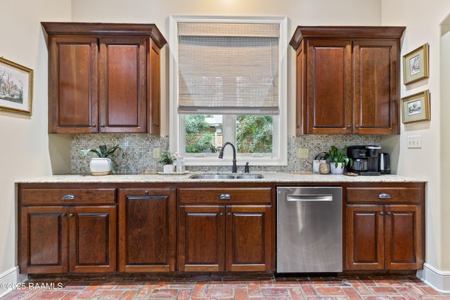 105 Adair Lane, Lafayette, LA 70508