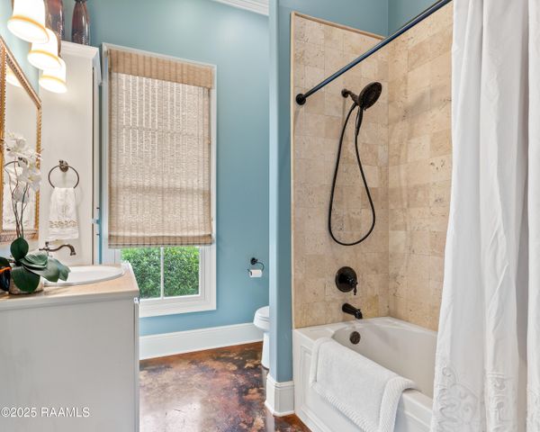 105 Adair Lane, Lafayette, LA 70508