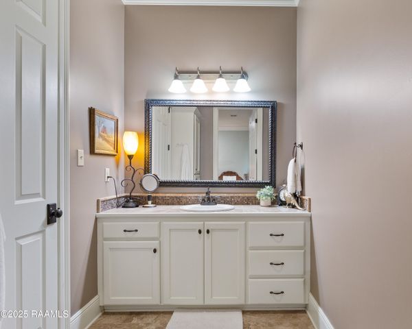 105 Adair Lane, Lafayette, LA 70508