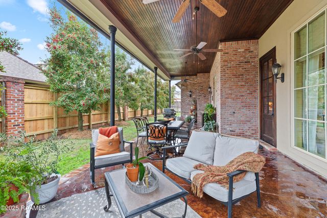 105 Adair Lane, Lafayette, LA 70508