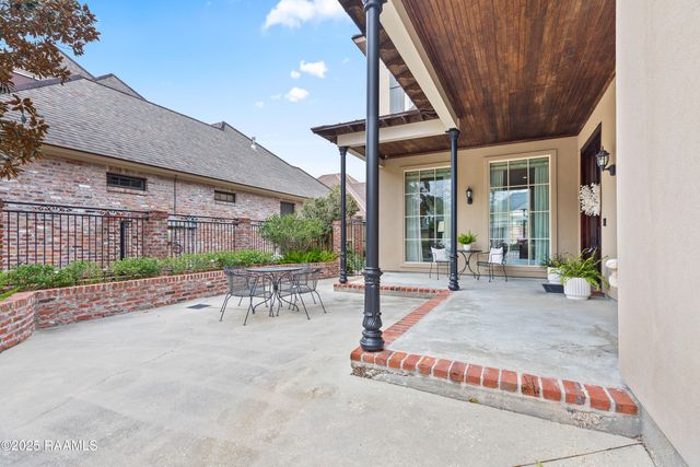 105 Adair Lane, Lafayette, LA 70508