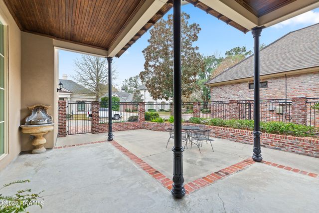 105 Adair Lane, Lafayette, LA 70508