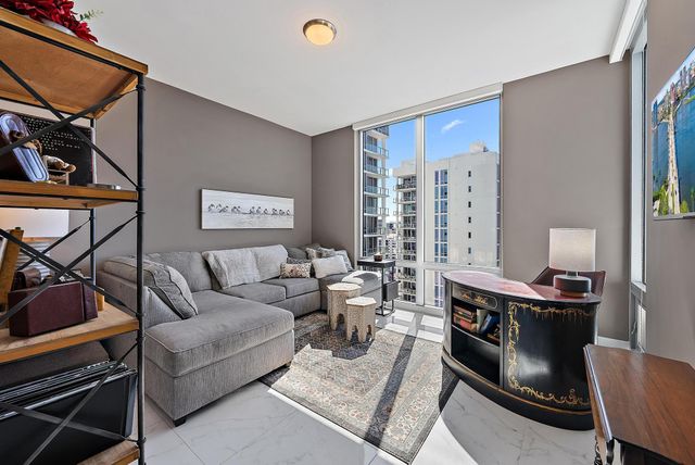 1 Water Club Way 1604, North Palm Beach, FL 33408