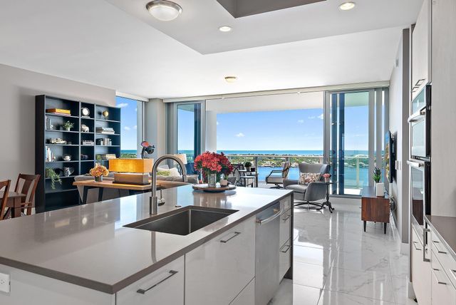 1 Water Club Way 1604, North Palm Beach, FL 33408