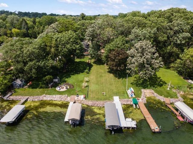 1004 Birch Haven Circle, Monona, WI 53716