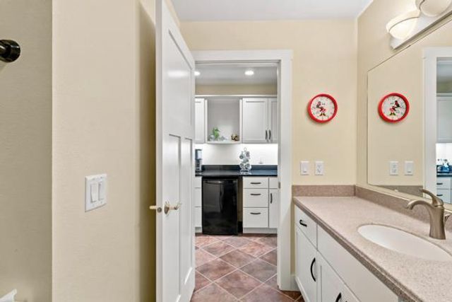 1004 Birch Haven Circle, Monona, WI 53716