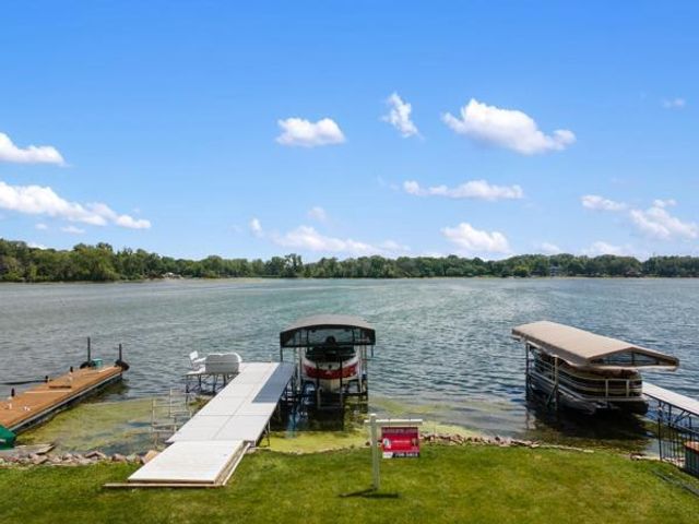 1004 Birch Haven Circle, Monona, WI 53716