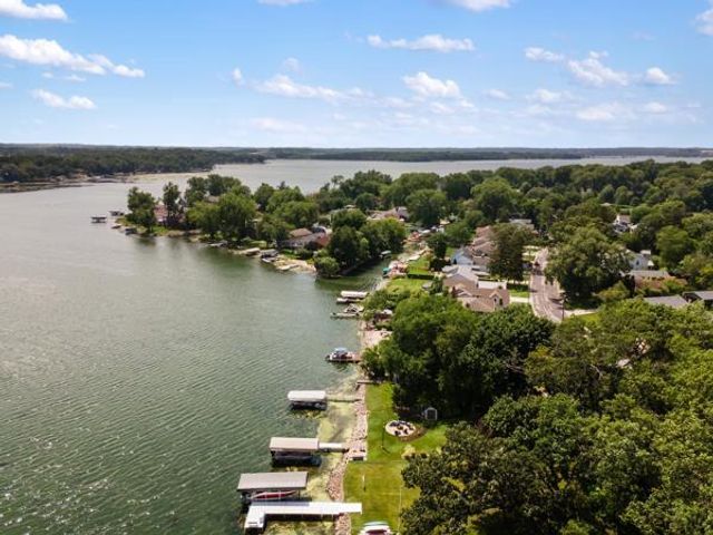 1004 Birch Haven Circle, Monona, WI 53716