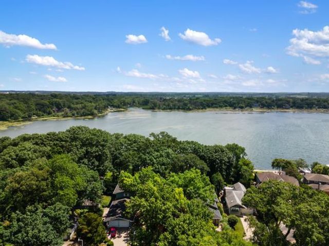 1004 Birch Haven Circle, Monona, WI 53716