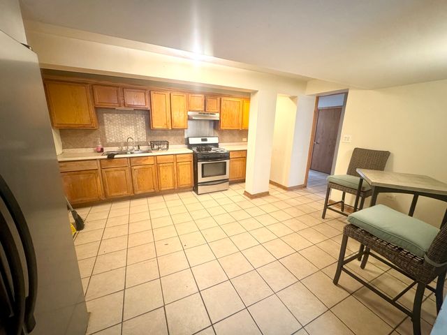 143 E 111th Street, Chicago, IL 60628