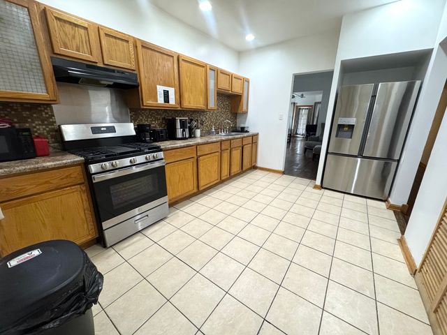 143 E 111th Street, Chicago, IL 60628