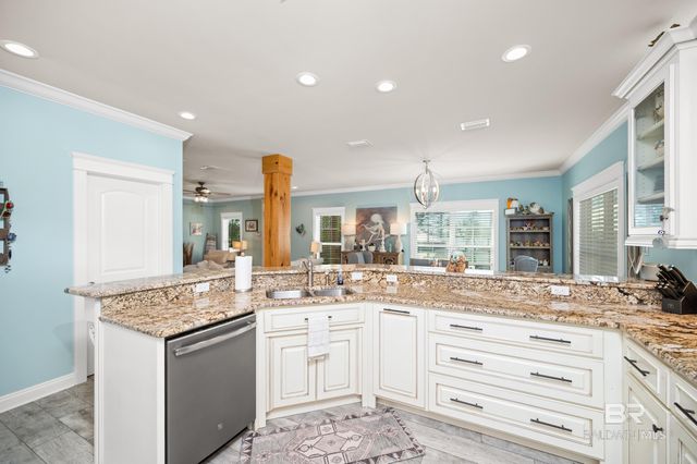 9111 Seabright Avenue, Elberta, AL 36530