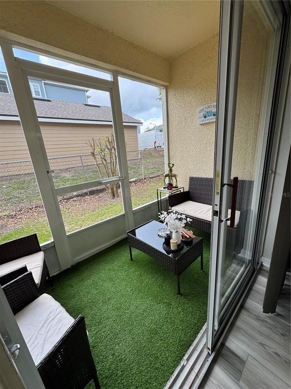 Image 12 of property listing at 2720 CLUB CORTILE CIRCLE A, Kissimmee, FL 34746