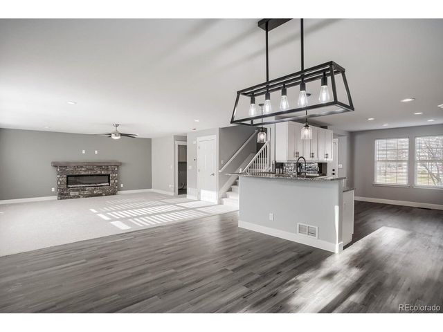 8177 S Norfolk St, Englewood, CO 80112