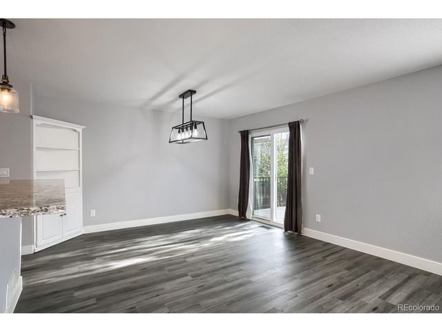 8177 S Norfolk St, Englewood, CO 80112