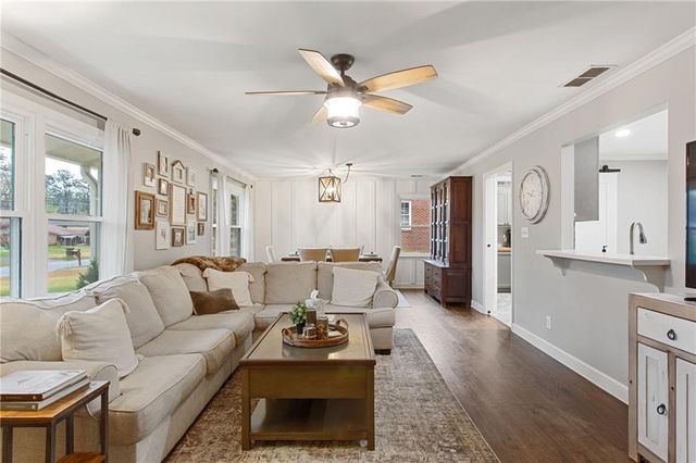 1864 Creat Trail SE, Smyrna, GA 30080