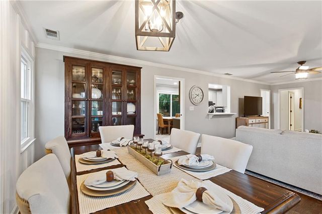 1864 Creat Trail SE, Smyrna, GA 30080