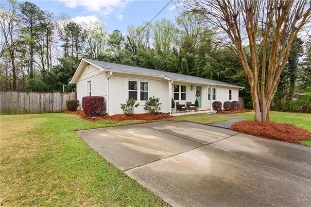 1864 Creat Trail SE, Smyrna, GA 30080