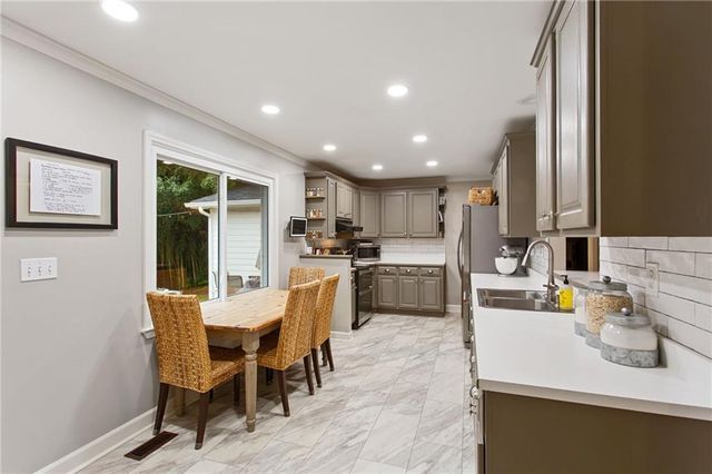 1864 Creat Trail SE, Smyrna, GA 30080