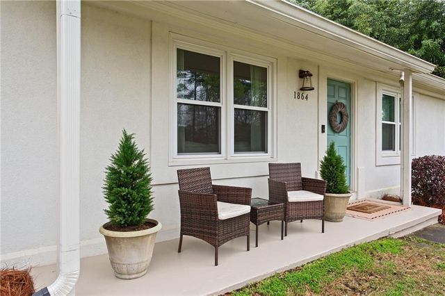 1864 Creat Trail SE, Smyrna, GA 30080