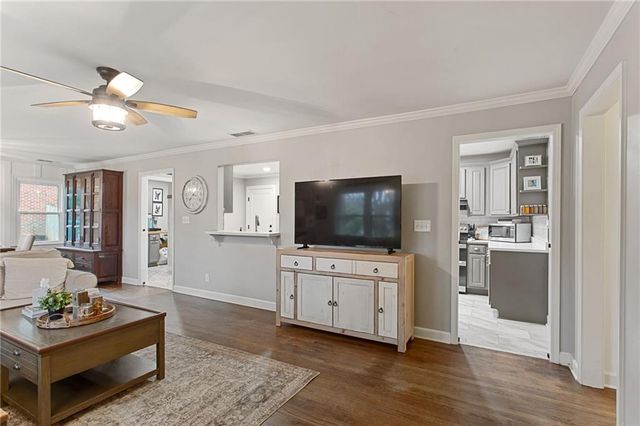 1864 Creat Trail SE, Smyrna, GA 30080