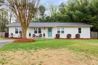 1864 Creat Trail SE, Smyrna, GA 30080