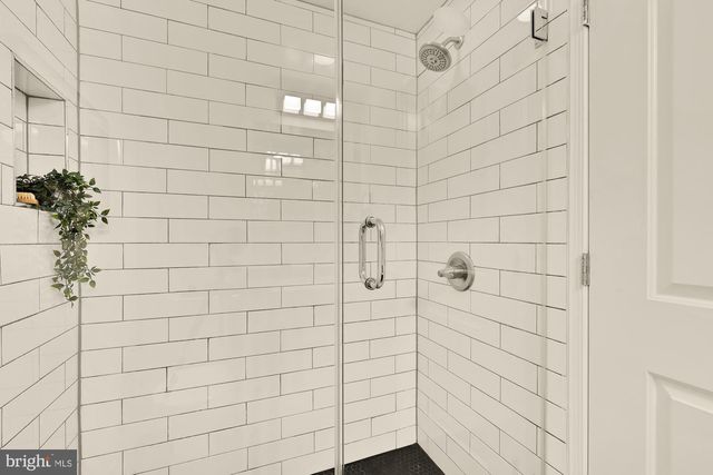 760 GRESHAM PL NW, Washington, DC 20001