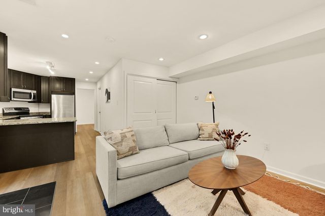 760 GRESHAM PL NW, Washington, DC 20001