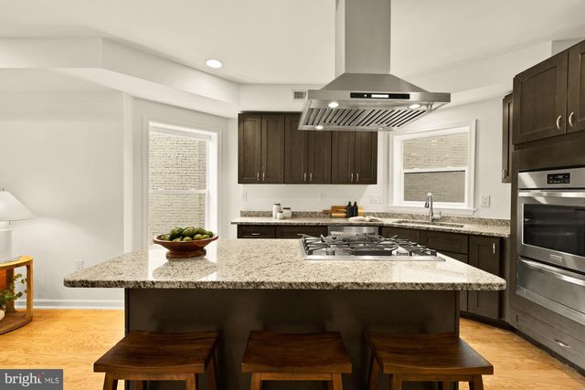 760 GRESHAM PL NW, Washington, DC 20001