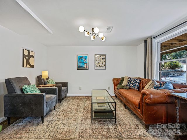 277 Markham Road, Tryon, NC 28782