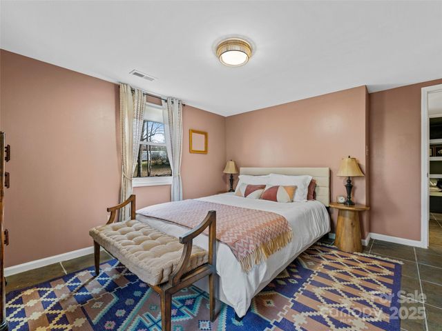 277 Markham Road, Tryon, NC 28782