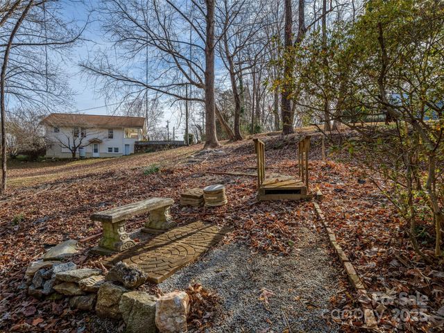 277 Markham Road, Tryon, NC 28782