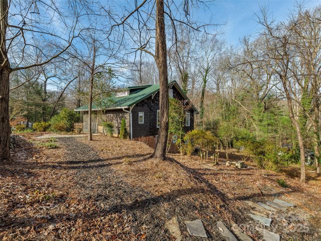 277 Markham Road, Tryon, NC 28782