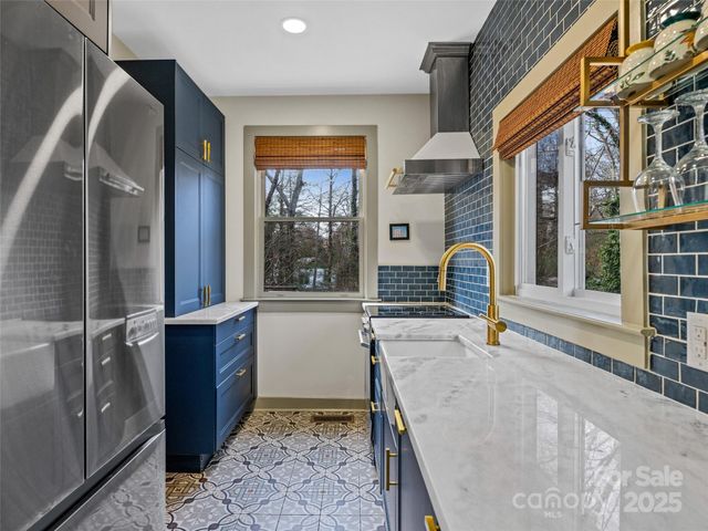 277 Markham Road, Tryon, NC 28782