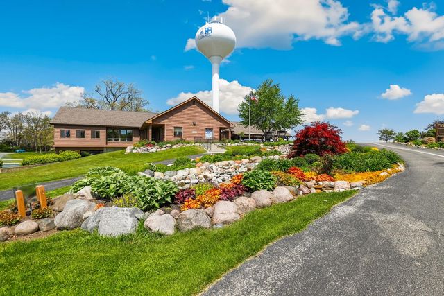 1986 Greenvalley Drive, Crown Point, IN 46307
