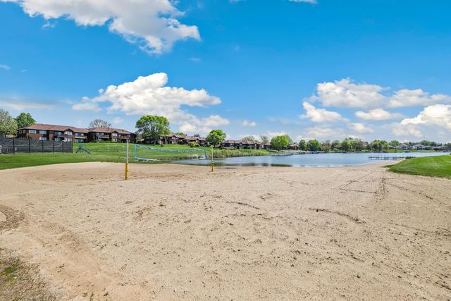 1986 Greenvalley Drive, Crown Point, IN 46307