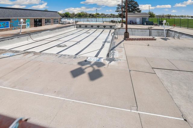 1986 Greenvalley Drive, Crown Point, IN 46307
