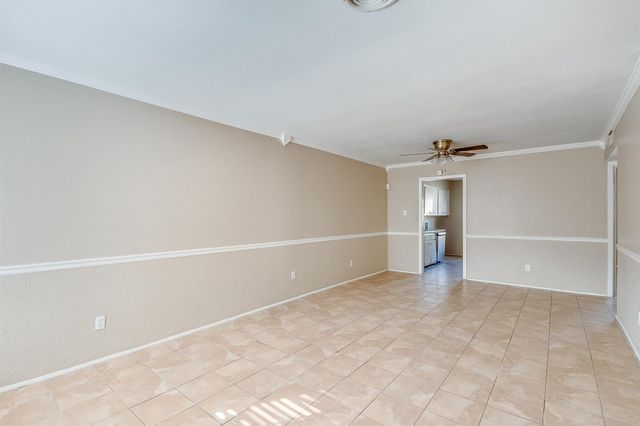 2689 Gessner Road 802, Houston, TX 77080