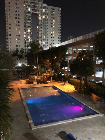 800 N MIAMI AVE 303, Miami, FL 33136